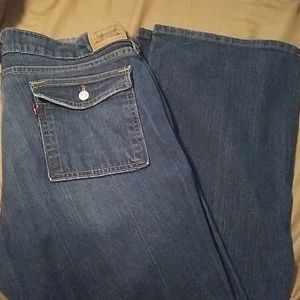 Levi's 545 low bootcut nice Jean's 16